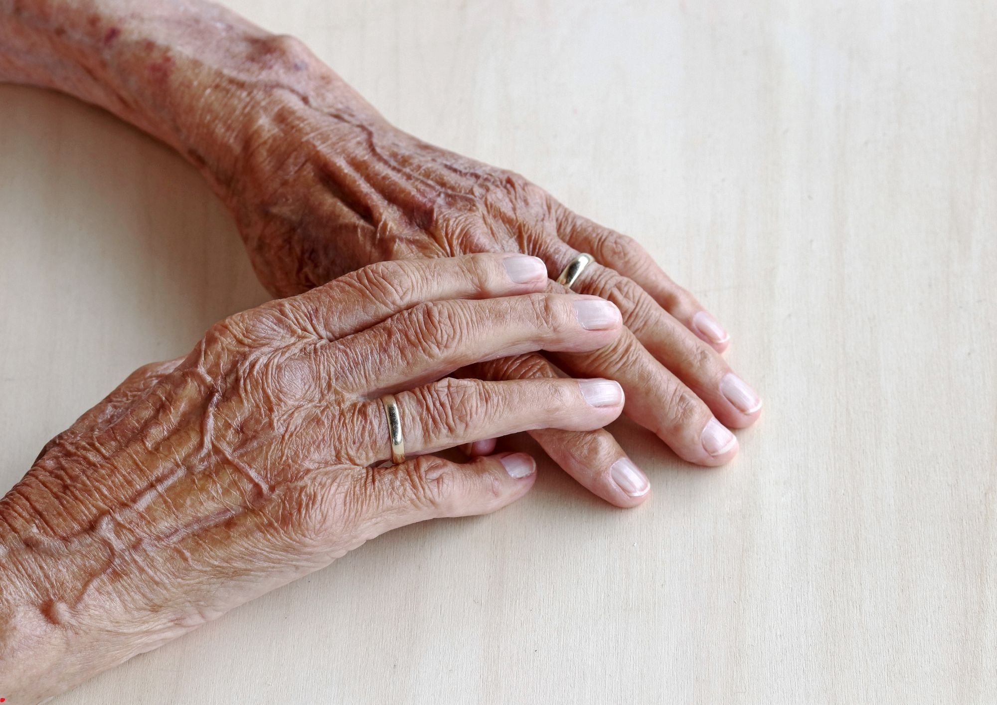 לחיות בכבוד